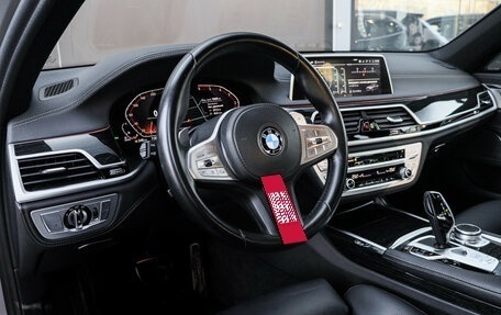 BMW 7 серия, 2020 год, 6 850 000 рублей, 17 фотография