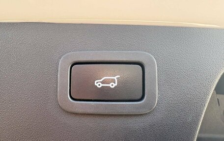 Jaguar E-Pace, 2019 год, 2 100 000 рублей, 11 фотография