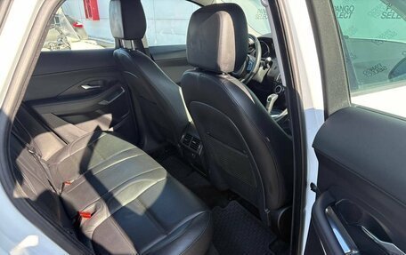 Jaguar E-Pace, 2019 год, 2 100 000 рублей, 18 фотография