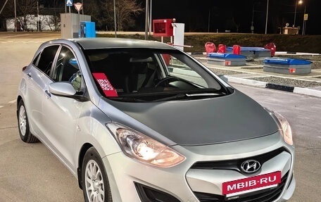 Hyundai i30 II рестайлинг, 2012 год, 850 000 рублей, 3 фотография