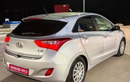 Hyundai i30 II рестайлинг, 2012 год, 850 000 рублей, 4 фотография