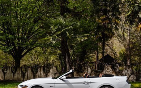 Ford Mustang VI рестайлинг, 2021 год, 5 950 000 рублей, 2 фотография