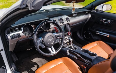 Ford Mustang VI рестайлинг, 2021 год, 5 950 000 рублей, 11 фотография