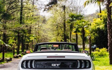 Ford Mustang VI рестайлинг, 2021 год, 5 950 000 рублей, 4 фотография