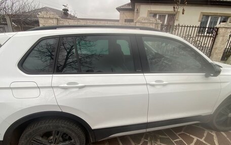 Volkswagen Tiguan II, 2019 год, 1 750 000 рублей, 4 фотография