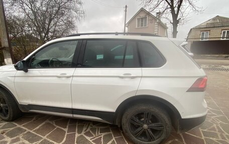 Volkswagen Tiguan II, 2019 год, 1 750 000 рублей, 5 фотография