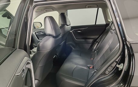 Toyota RAV4, 2025 год, 6 190 000 рублей, 21 фотография