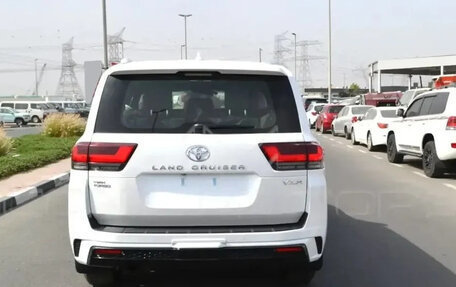 Toyota Land Cruiser, 2025 год, 16 799 556 рублей, 7 фотография