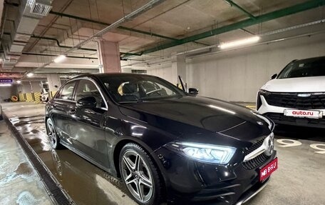 Mercedes-Benz A-Класс, 2019 год, 2 800 000 рублей, 1 фотография