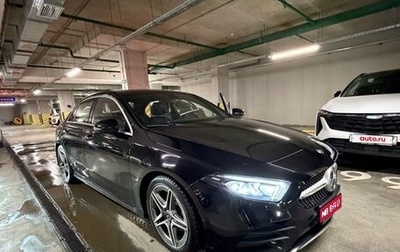 Mercedes-Benz A-Класс, 2019 год, 2 800 000 рублей, 1 фотография