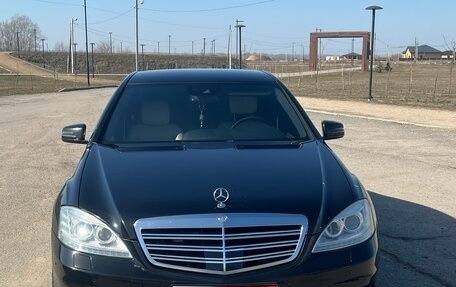 Mercedes-Benz S-Класс, 2009 год, 1 600 000 рублей, 1 фотография