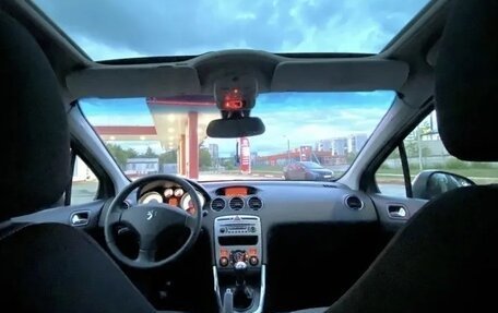 Peugeot 308 II, 2010 год, 7 фотография