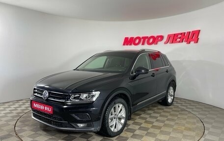 Volkswagen Tiguan II, 2018 год, 2 300 000 рублей, 1 фотография