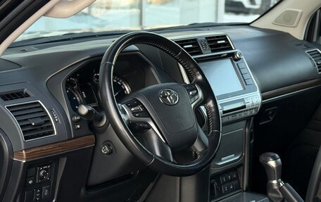 Toyota Land Cruiser Prado 150 рестайлинг 2, 2019 год, 5 500 000 рублей, 21 фотография