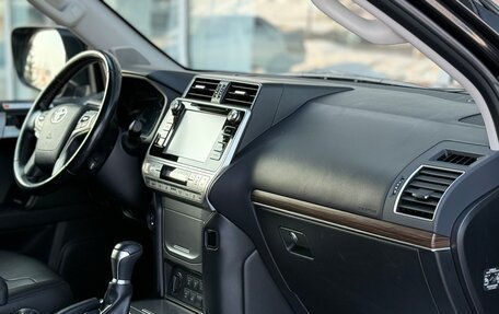 Toyota Land Cruiser Prado 150 рестайлинг 2, 2019 год, 5 500 000 рублей, 27 фотография