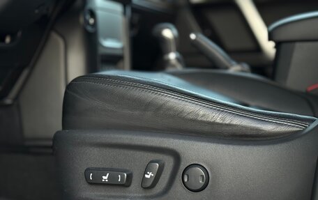 Toyota Land Cruiser Prado 150 рестайлинг 2, 2019 год, 5 500 000 рублей, 29 фотография