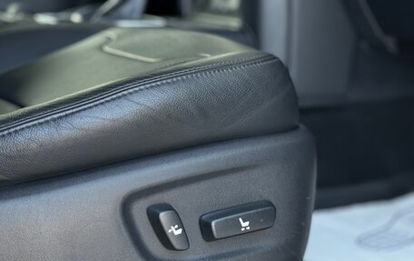 Toyota Land Cruiser Prado 150 рестайлинг 2, 2019 год, 5 500 000 рублей, 34 фотография