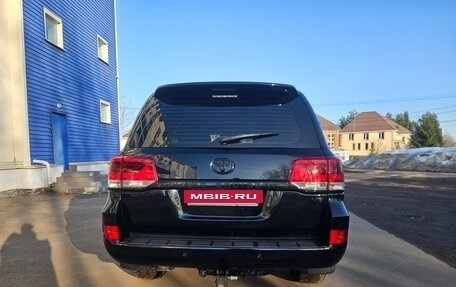 Toyota Land Cruiser 200, 2018 год, 7 999 000 рублей, 6 фотография