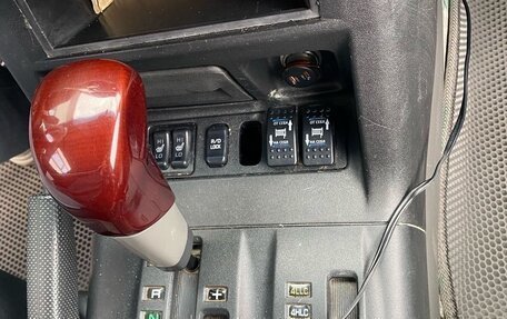 Mitsubishi Pajero III рестайлинг, 2002 год, 1 950 000 рублей, 15 фотография