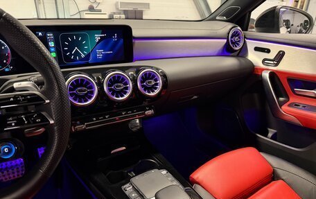 Mercedes-Benz A-Класс AMG, 2023 год, 5 999 000 рублей, 26 фотография