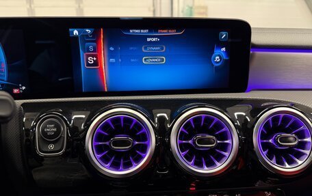 Mercedes-Benz A-Класс AMG, 2023 год, 5 999 000 рублей, 33 фотография