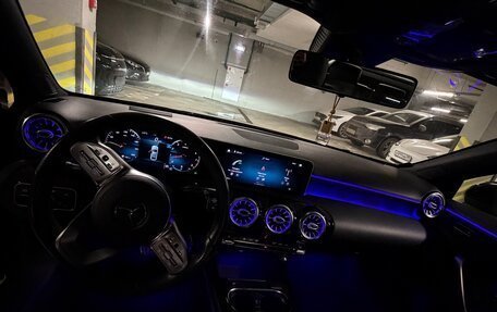 Mercedes-Benz A-Класс, 2019 год, 2 800 000 рублей, 5 фотография