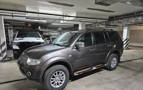 Mitsubishi Pajero Sport II рестайлинг, 2012 год, 2 050 000 рублей, 3 фотография