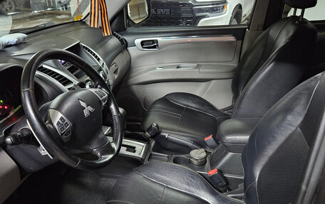 Mitsubishi Pajero Sport II рестайлинг, 2012 год, 2 050 000 рублей, 8 фотография