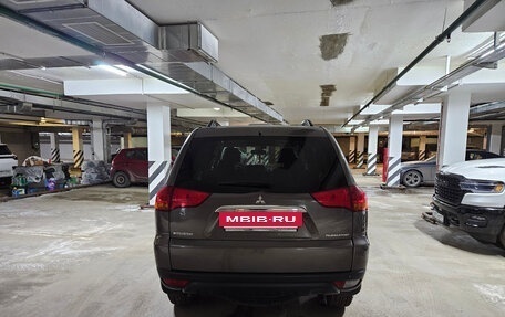 Mitsubishi Pajero Sport II рестайлинг, 2012 год, 2 050 000 рублей, 4 фотография