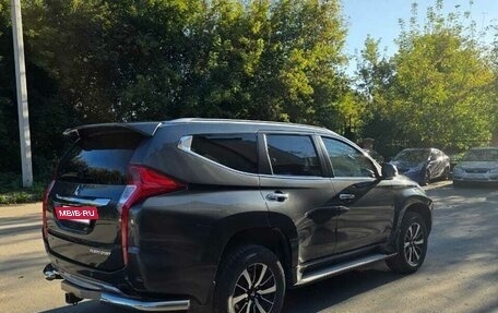 Mitsubishi Pajero Sport III рестайлинг, 2018 год, 2 999 999 рублей, 5 фотография