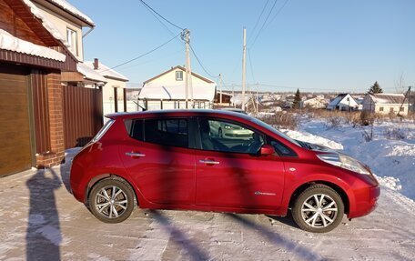 Nissan Leaf I, 2015 год, 860 000 рублей, 10 фотография