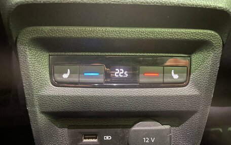 Volkswagen Tiguan II, 2018 год, 2 300 000 рублей, 22 фотография