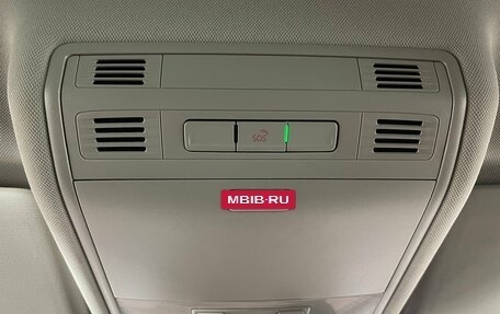 Volkswagen Tiguan II, 2018 год, 2 300 000 рублей, 23 фотография