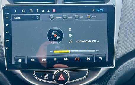 Hyundai Solaris II рестайлинг, 2013 год, 800 000 рублей, 5 фотография