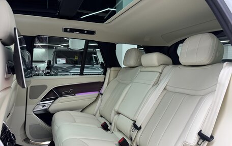 Land Rover Range Rover IV рестайлинг, 2025 год, 22 990 000 рублей, 24 фотография