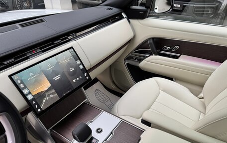 Land Rover Range Rover IV рестайлинг, 2025 год, 22 990 000 рублей, 27 фотография