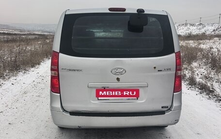 Hyundai Grand Starex Grand Starex I рестайлинг 2, 2008 год, 900 000 рублей, 4 фотография