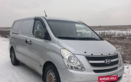 Hyundai Grand Starex Grand Starex I рестайлинг 2, 2008 год, 900 000 рублей, 3 фотография