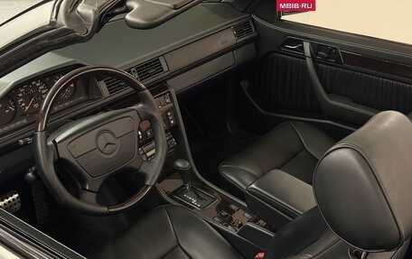 Mercedes-Benz E-Класс, 1993 год, 6 200 000 рублей, 8 фотография