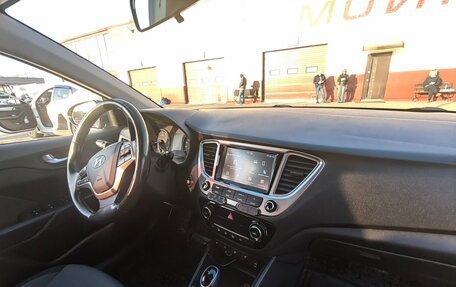 Hyundai Solaris II рестайлинг, 2020 год, 1 250 000 рублей, 26 фотография