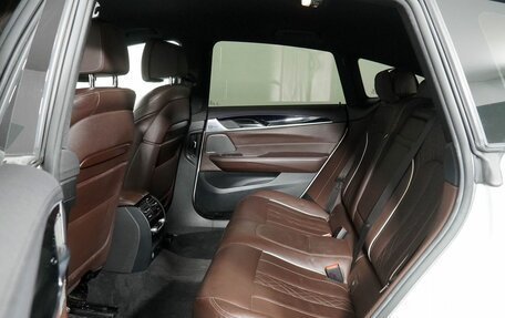 BMW 6 серия, 2018 год, 4 230 000 рублей, 13 фотография