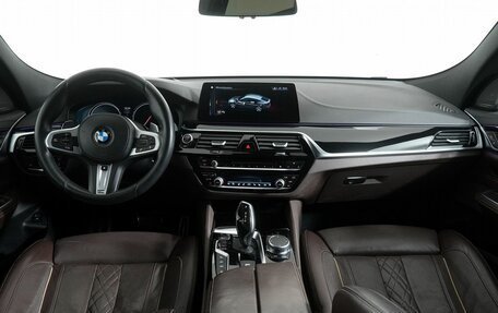 BMW 6 серия, 2018 год, 4 230 000 рублей, 15 фотография