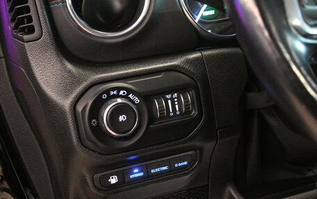 Jeep Wrangler, 2021 год, 6 150 000 рублей, 16 фотография