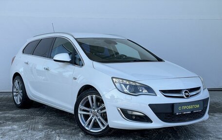 Opel Astra J, 2012 год, 678 000 рублей, 3 фотография
