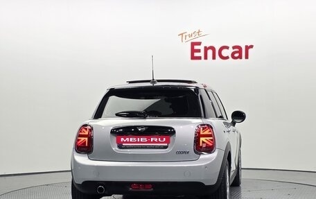 MINI Hatch, 2021 год, 1 582 000 рублей, 3 фотография