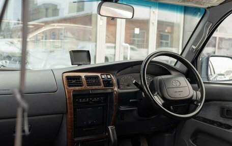 Toyota Hilux Surf III рестайлинг, 1996 год, 1 150 000 рублей, 10 фотография