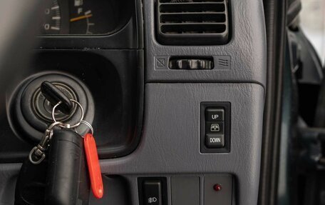 Toyota Hilux Surf III рестайлинг, 1996 год, 1 150 000 рублей, 17 фотография