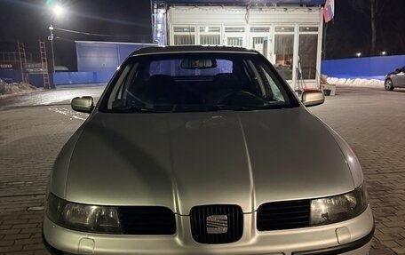 SEAT Toledo III, 2002 год, 290 000 рублей, 2 фотография