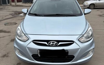 Hyundai Solaris II рестайлинг, 2012 год, 810 000 рублей, 1 фотография