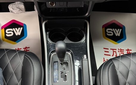 Mitsubishi Outlander III рестайлинг 3, 2022 год, 2 178 000 рублей, 15 фотография